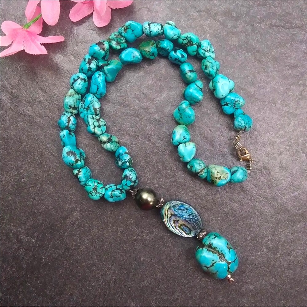 Unique Handmade Dyed Turquoise Stone & Abalone Necklace. 18”